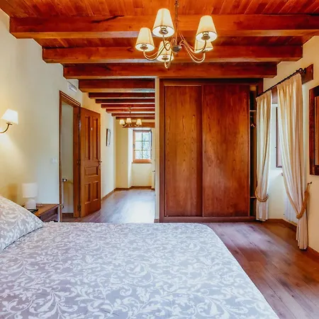 Casa Berbesa, Caserio En Asturias