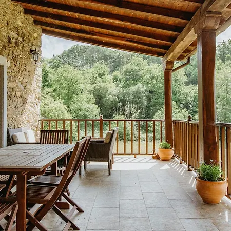 Casa Berbesa, Caserio En Asturias 別荘 カストロポル