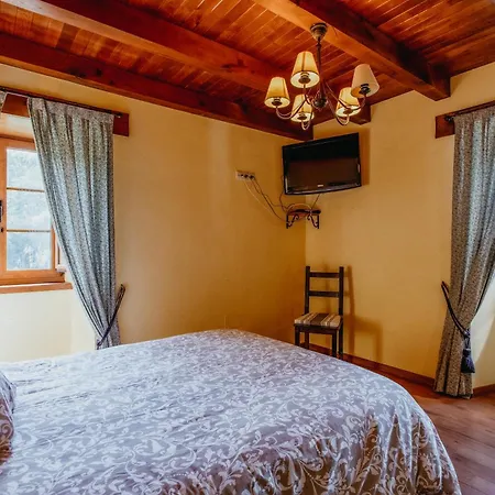 Casa Berbesa, Caserio En Asturias 別荘