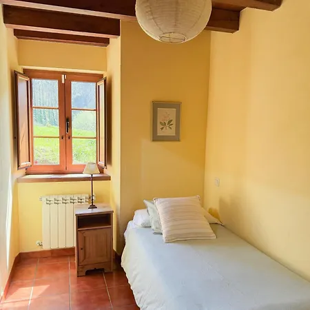 Casa Berbesa, Caserio En Asturias 別荘 カストロポル