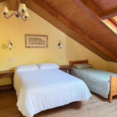 Casa Berbesa, Caserio En Asturias 別荘 カストロポル
