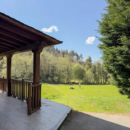 別荘 Casa Berbesa, Caserio En Asturias カストロポル