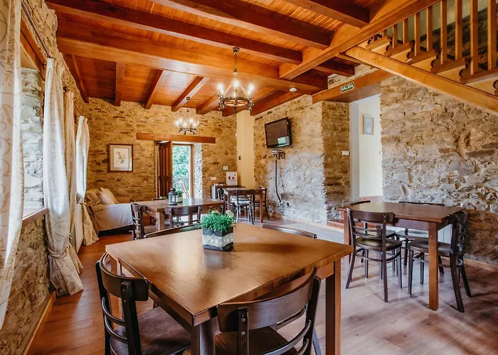 Casa Berbesa, Caserio En Asturias * Castropol