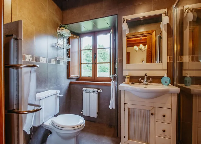 Casa Berbesa, Caserio En Asturias * Castropol