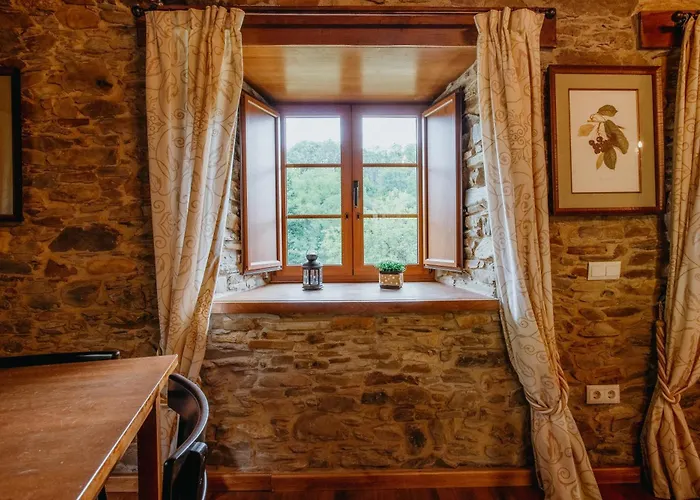 Casa Berbesa, Caserio En Asturias * Castropol