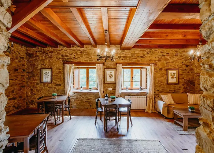 Casa Berbesa, Caserio En Asturias * Castropol